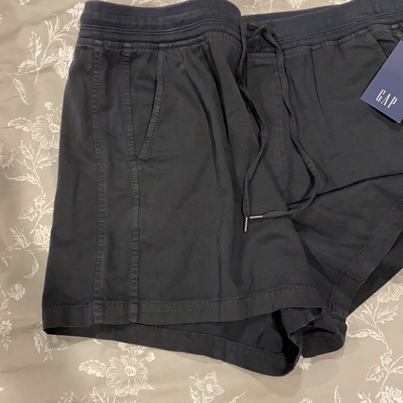 Gap NWT Pull On Cotton Blend Shorts - Picture 14 of 14